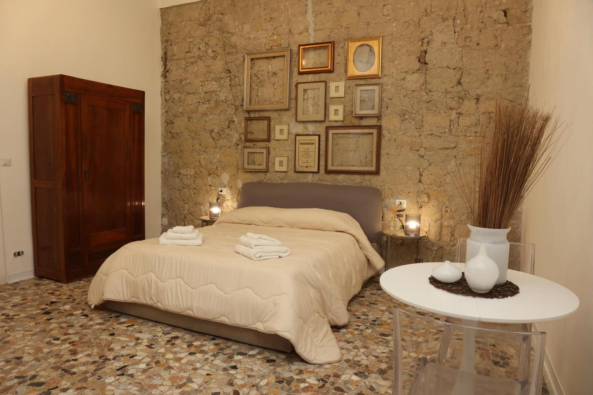 Bethel Come Casa Apartments Napoli Esterno foto